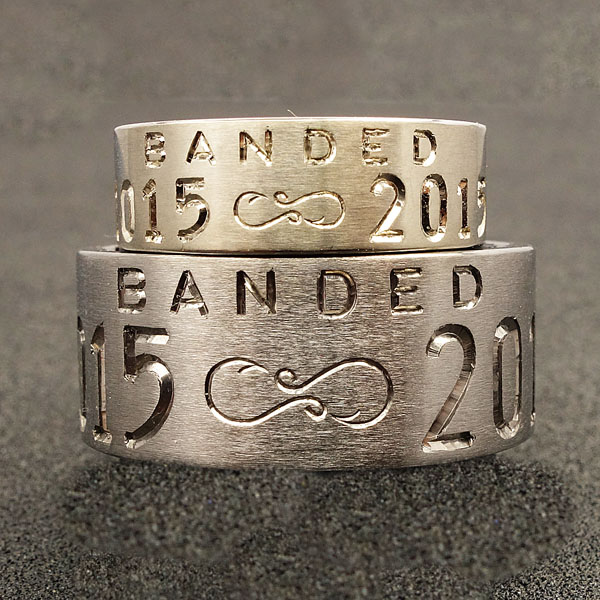 Duck band titanium and white gold#locked