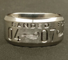 Beveled edge 2 line duck band with double mallard feather dash and a wood duck bust on the back side