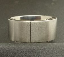 3 line duck band wedding ring with seam line