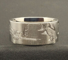 10mm titanium diver ring with a hogfish on a 2 line duck band