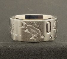 10mm titanium diver ring with a hogfish on a 2 line duck band