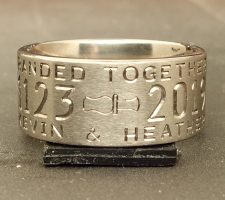 Three line duck band with artwork